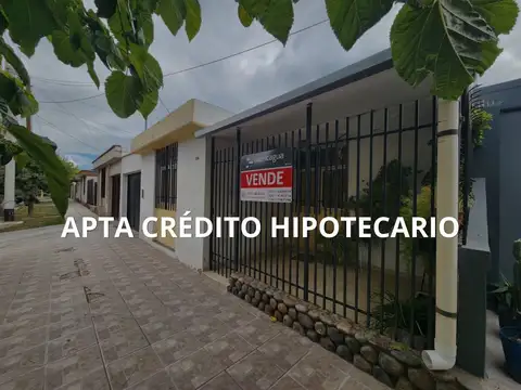Casa con Departamento en Venta B° Canciller, Maipú