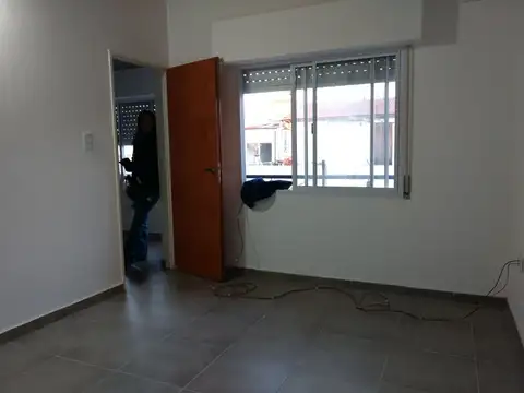 Depto Tipo Casa en Venta en Caseros, USD 58.000