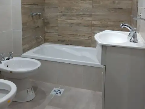 Depto Tipo Casa 2 ambientes con 1 baño