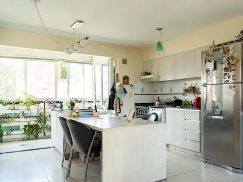Departamento de 3 dormitorios en Barrio Lourdes