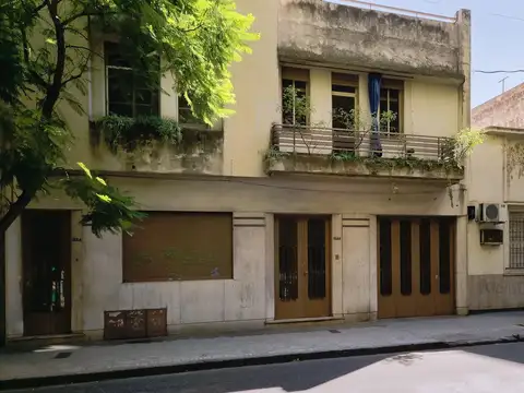 Depto Tipo Casa en Venta de 5 ambientes