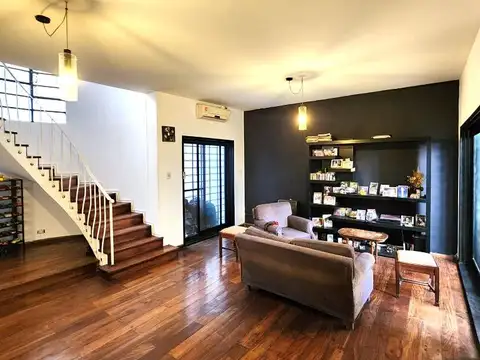 CASA DE PASILLO EN ALQUILER ZONA CENTRO FRENTE AL RIO