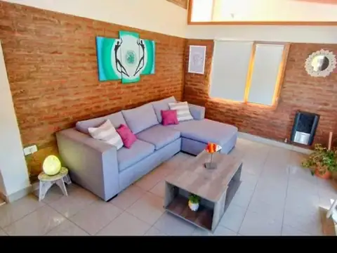 Dr. Argentino Núñez 100