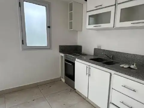 Departamento en Alquiler en El Aljibe, $ 600.000