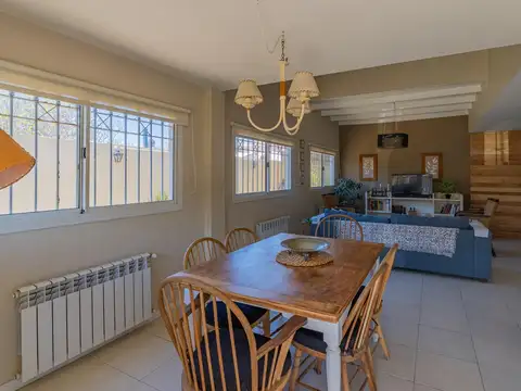 Depto Tipo Casa en Venta de 3 ambientes