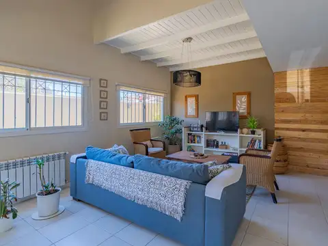 Depto Tipo Casa en Venta de 2 dormitorios