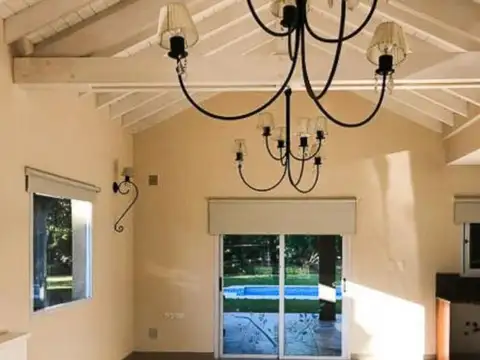 Casa - Alquiler - Argentina, La Matanza