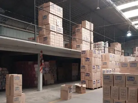 Depósito en alquiler a metros de Avenida General San Martin en Villa madero casi 2.000 mts