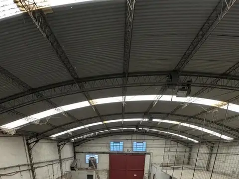 Depósito en alquiler a metros de Avenida General San Martin en Villa madero casi 2.000 mts