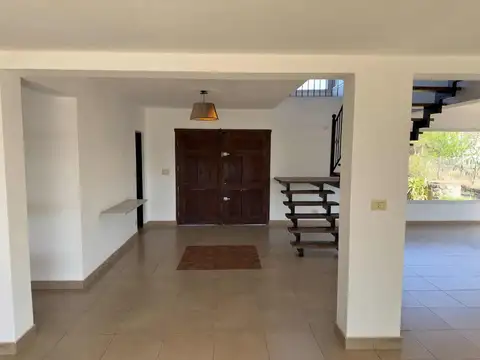 CASA 4 DORM VENTA CON PILETA LA SILLETA SALTA