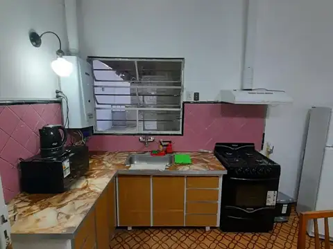 Casa en Alquiler con 1 cochera