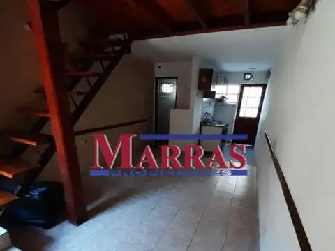Casa - Alquiler - Argentina, La Matanza - MENDOZA 1407