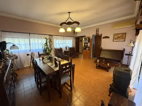 Casa en Venta en Villa Pueyrredon, USD 340.000