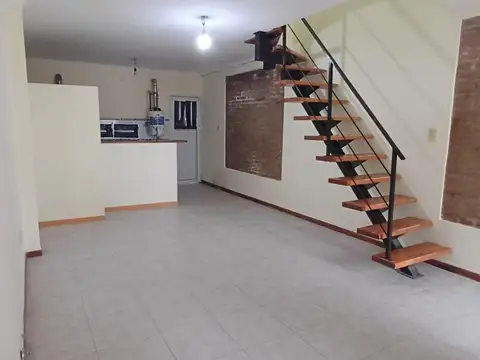 Departamento en Alquiler en 9 De Julio, $ 750.000