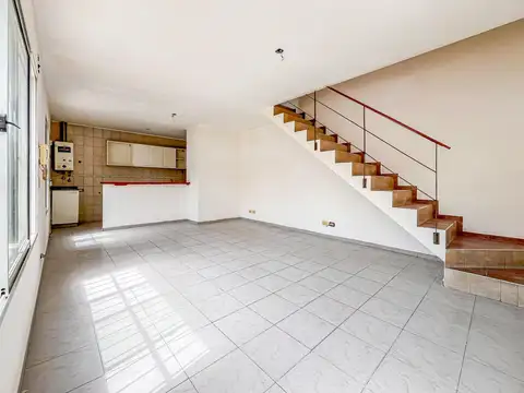 VENTA - Completo de 5 casas tipo Duplex de 2 Dormitorios Cada Uno