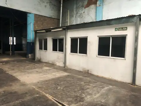 Galpon en Alquiler en Constitución, USD 5.500