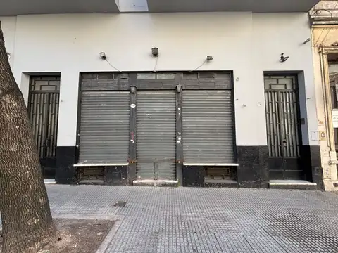VENTA BARRACAS LOCAL COMERCIAL A RECICLAR