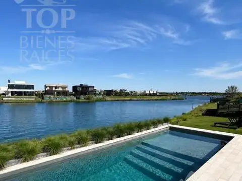 Casa en Venta de 5 dormitorios