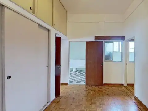 Casa 5 ambientes con 2 baños