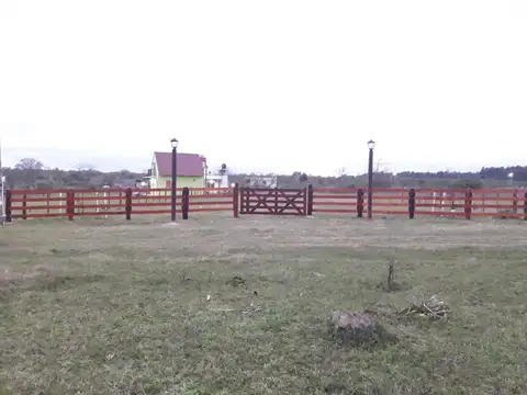 Terreno en Venta 20  mts Frente