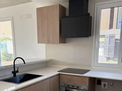 Departamento en Alquiler en Nordelta, USD 1.100