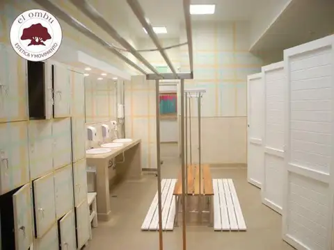 Local en Venta en Lanusse, USD 320.000