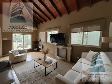 VENTA Casa 4 Dormitorios en Barrio Los Mirasoles - Pilar Km 50