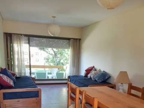 AV