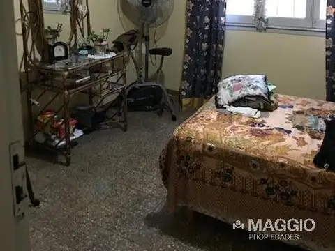 Depto Tipo Casa en Venta 25 años