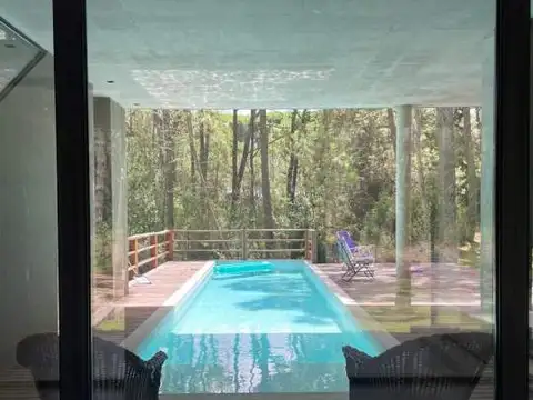 Casa en Alquiler Temporal con 1 cochera