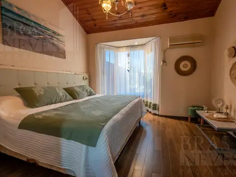 Casa 5 ambientes con 2 baños
