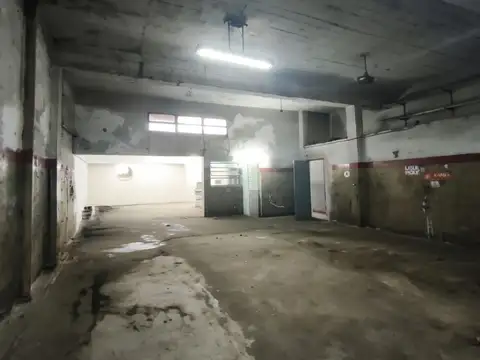 Galpon en Alquiler en Lanus Este, $ 800.000