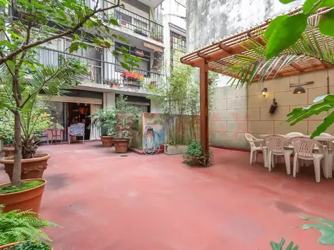 Venta 3 ambientes y dependenc gran patio Recoleta