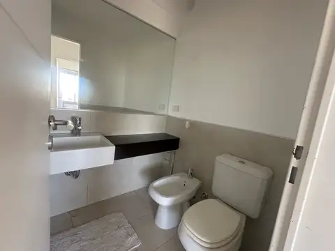 Departamento en Alquiler con 1 cocheras