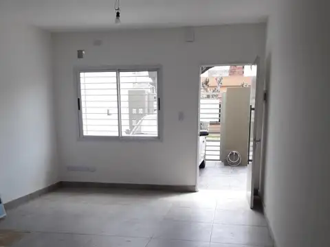 Departamento en Venta en Villa Ballester, USD 69.900