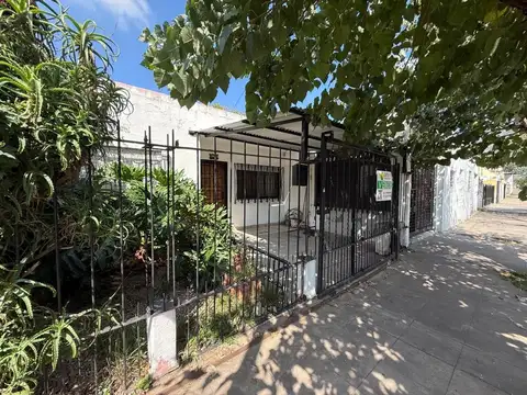 OPORTUNIDAD/ LOTE PROPIO DOS VIVIENDAS MÁS LOCAL LOMA VERDE!