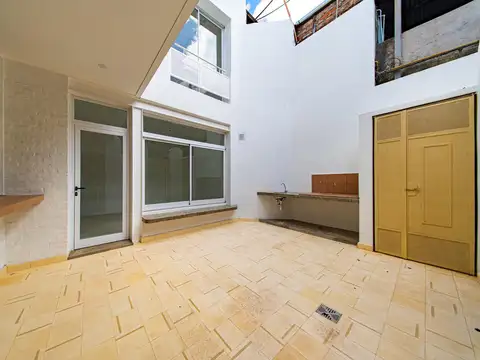 Depto Tipo Casa en Venta de 3 ambientes