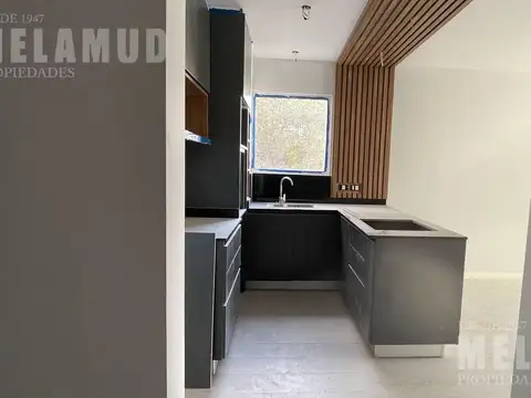 Departamento en Alquiler con 1 cocheras