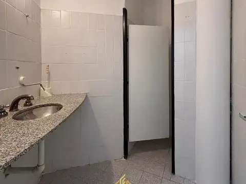 Local en Venta 45 años