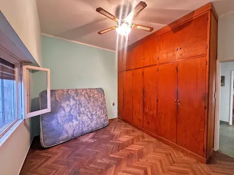 PH 3 AMBIENTES AL FONDO CON JARDIN