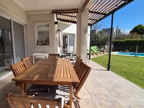 Casa 4 hab con pileta en alquiler VERANO en Canton