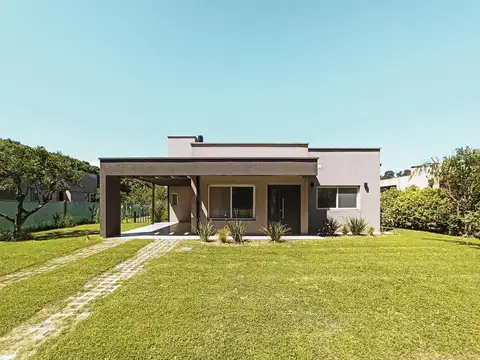 Casa en Venta con 1 cochera