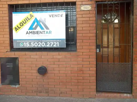 RESERVADO - MUY LINDO PH TIPO DUPLEX EN EXCELENTE ZONA DE MARTINEZ   2 C/ DE LA PLAZA  3 AMBIENTES  AL FRENTE