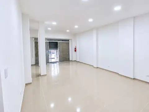 OPORTUNIDAD VENTA LOCAL CENTRO VILLA LUZURIAGA ARIETA ESCUCHA OFERTA