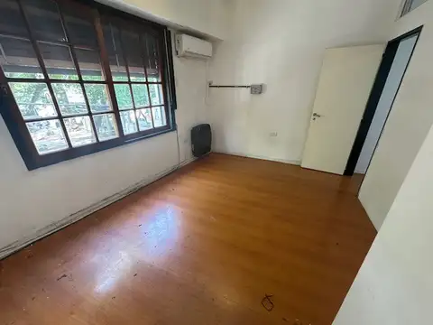 Comandante Leonardo Rosales 2400, Piso 1