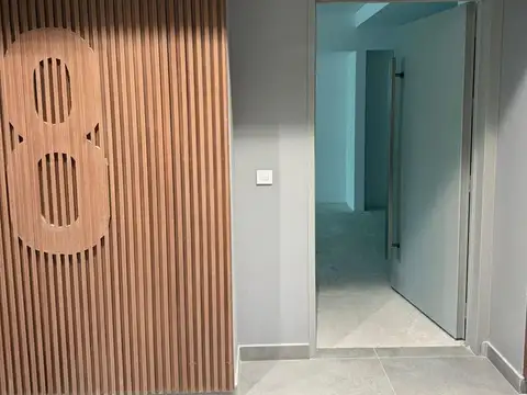 Oficina en Venta al Este