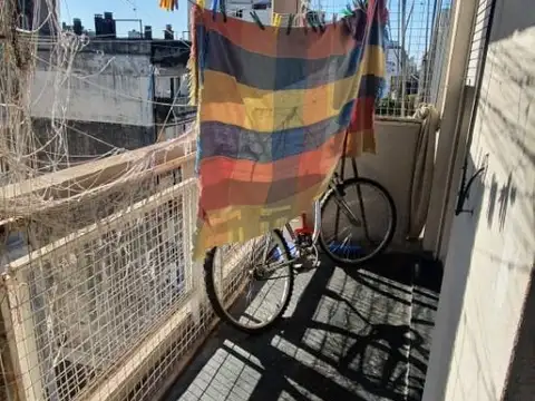 Depto Tipo Casa en Venta de 3 ambientes