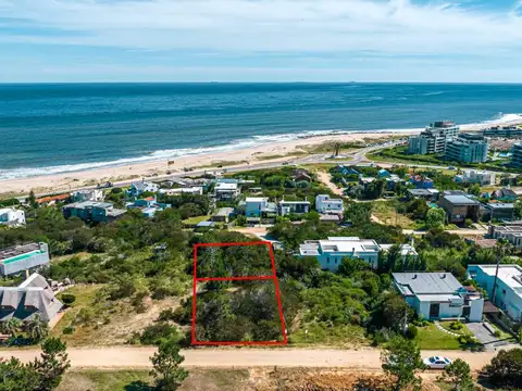 Venta de dos lotes juntos en El Chorro