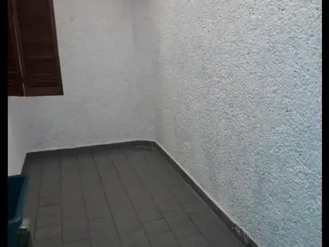 Depto Tipo Casa en Venta al Este
