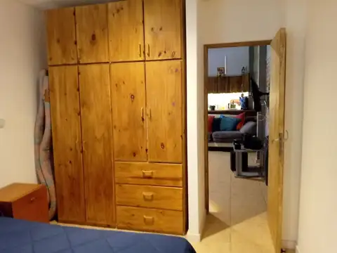 Casa 2 ambientes con 2 baños